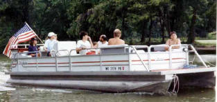 Description: C:\FTP\images\Pontoon4.jpg